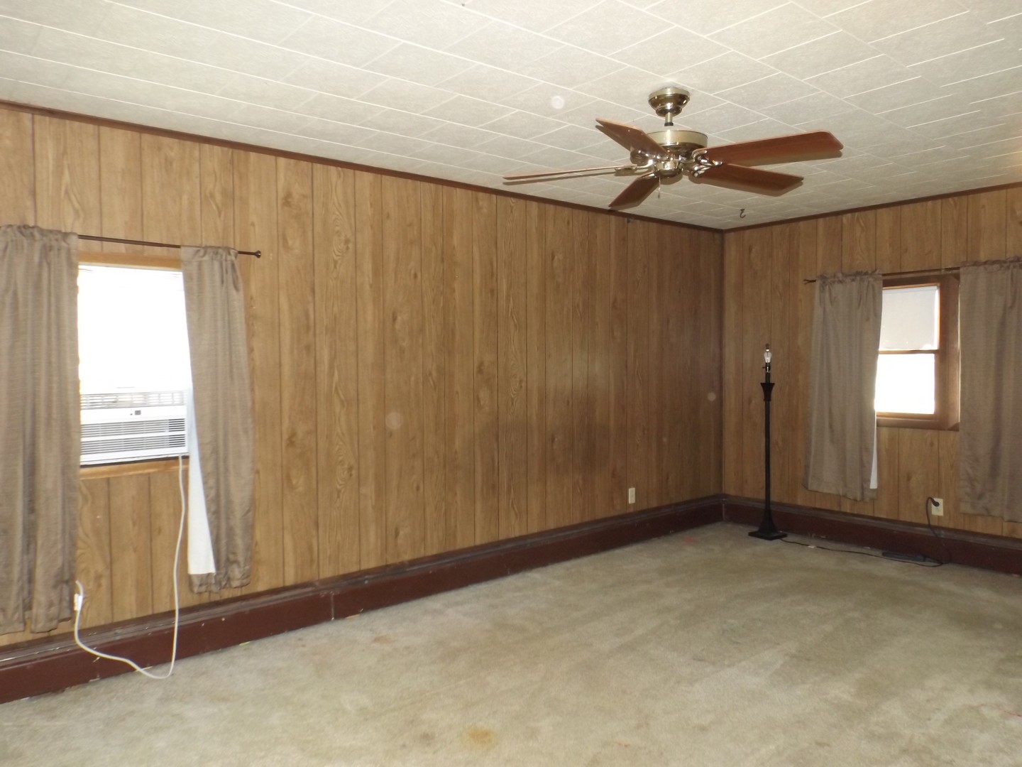 712 11th Avenue Property Photo 5
