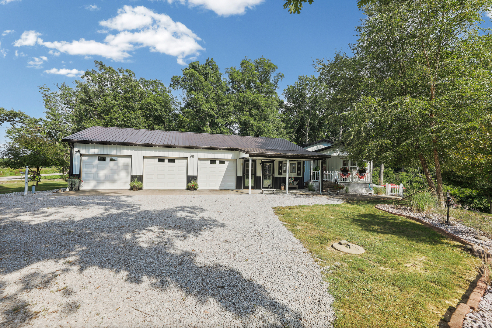 7296 State Route 161 Extension Property Photo 2
