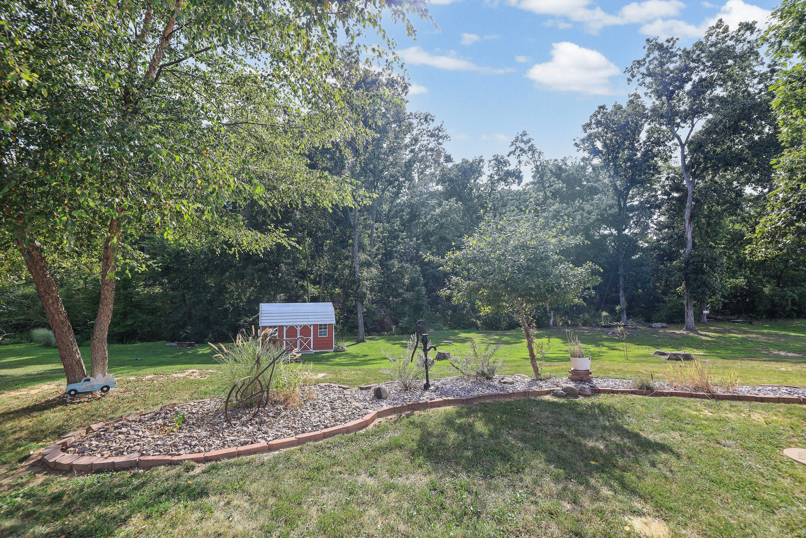 7296 State Route 161 Extension Property Photo 33