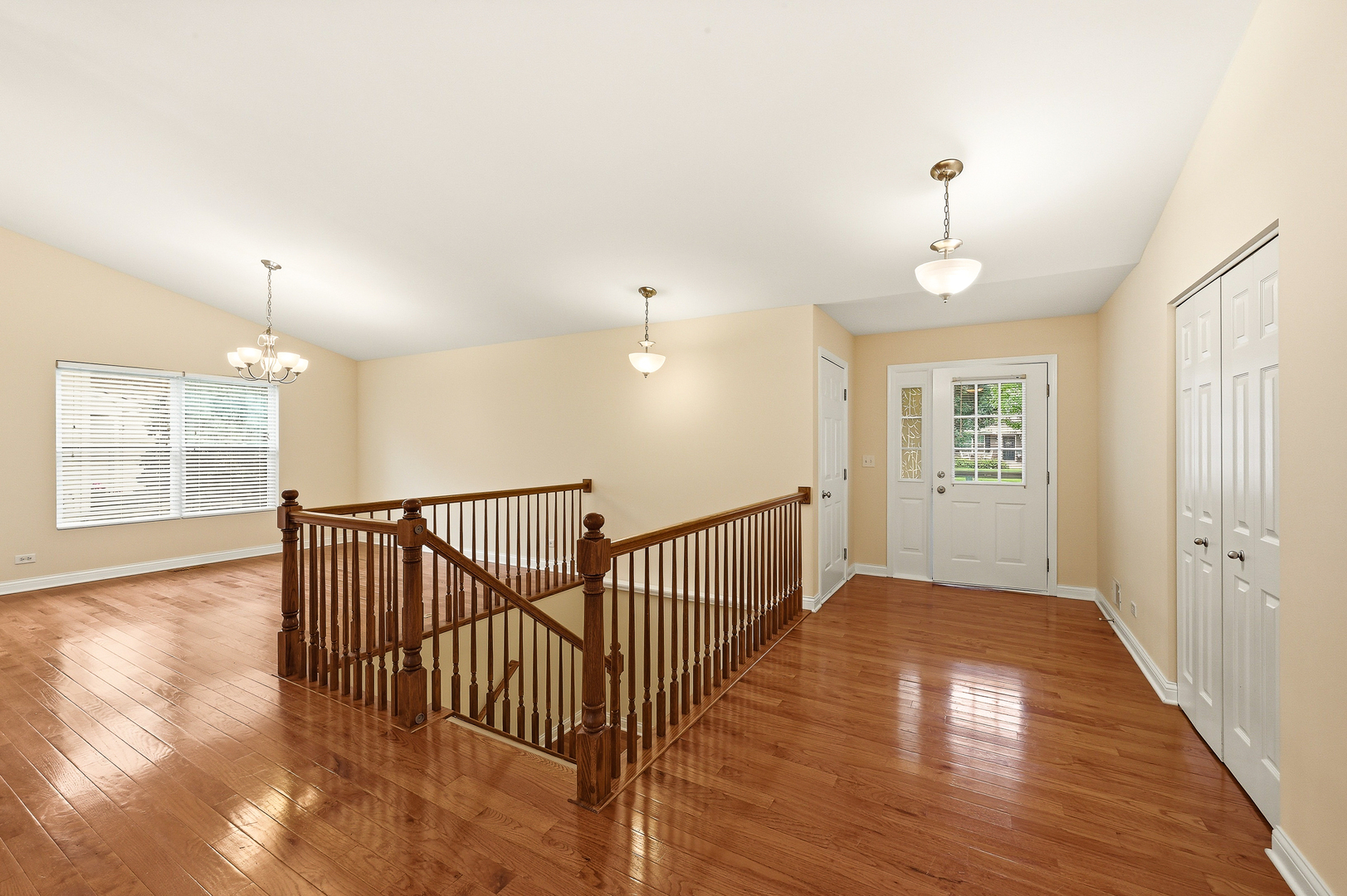 2792 Cranston Circle Property Photo 6
