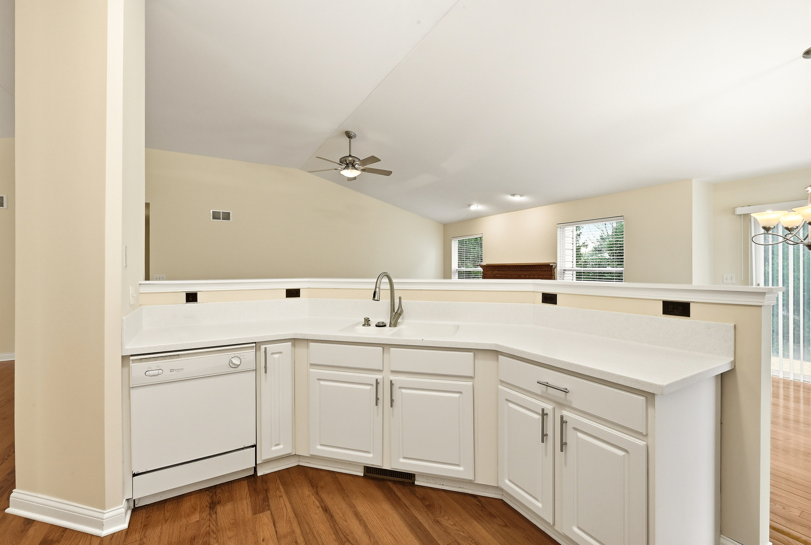 2792 Cranston Circle Property Photo 11