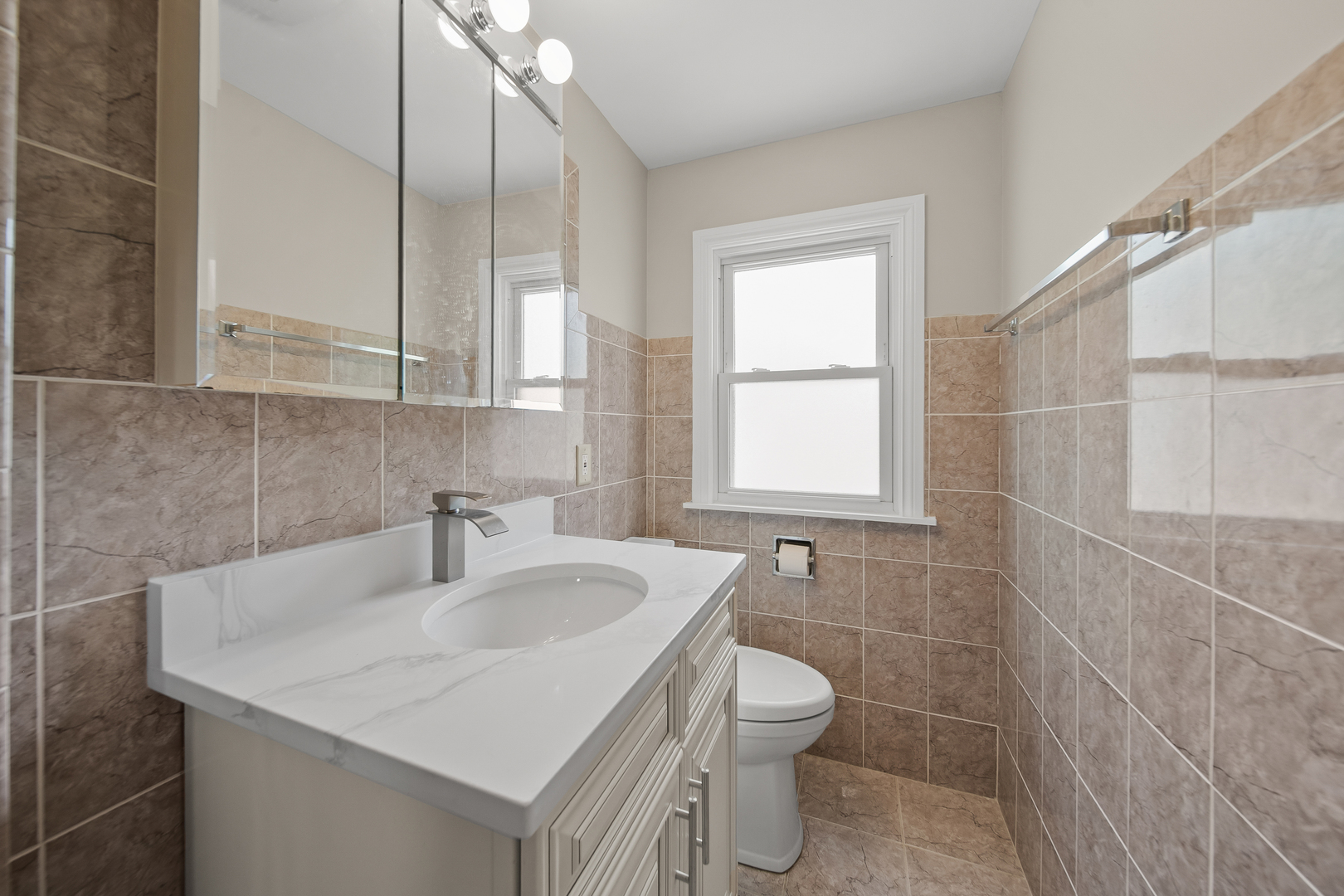 7119 N Merrimac Avenue Property Photo 14