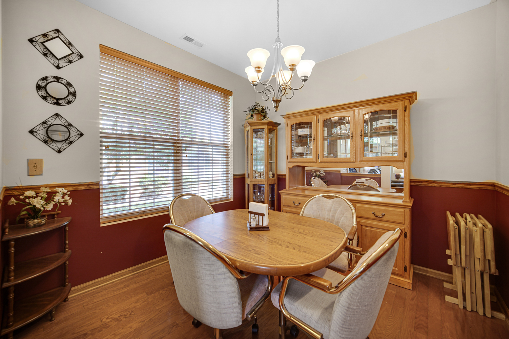 1580 Millbrook Drive Property Photo 7