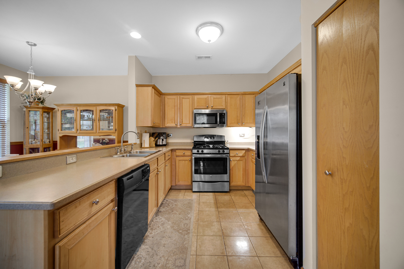1580 Millbrook Drive Property Photo 8