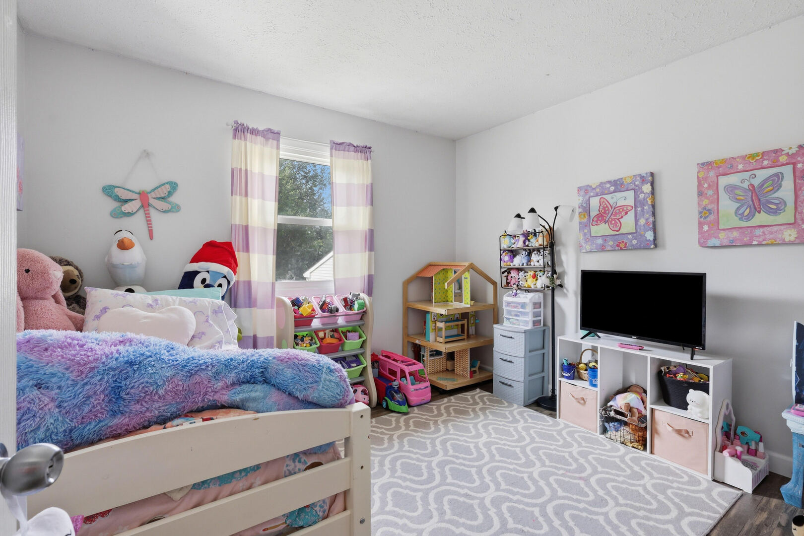 1845 W 58th Street Property Photo 10