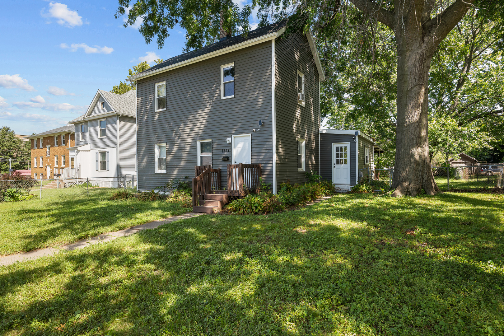 1717 Esplanade Avenue Property Photo 3
