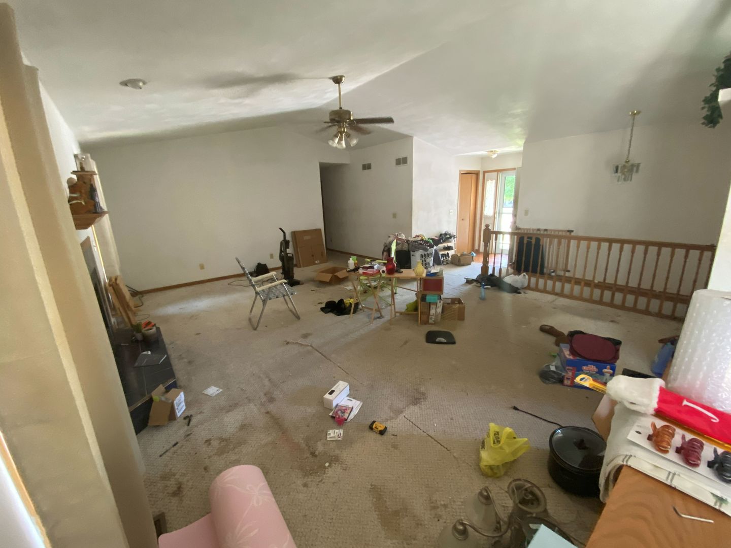 501 Hawkins Drive Property Photo 3