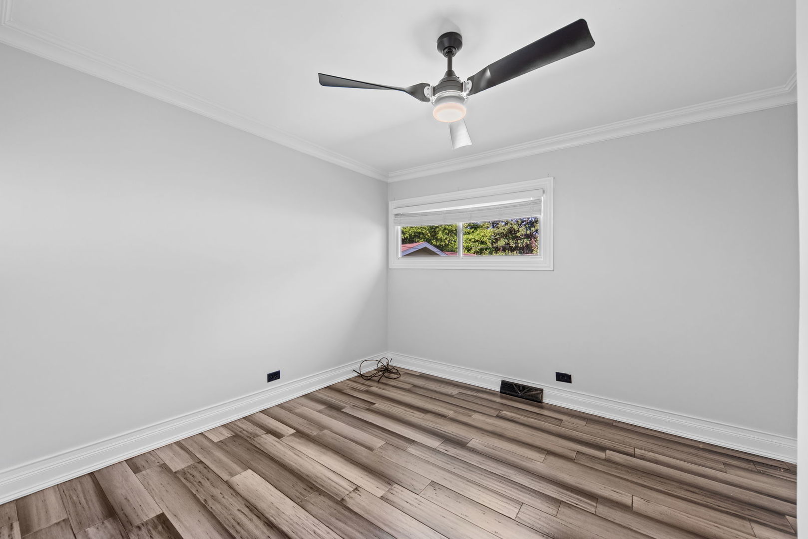 1115 191st Street Property Photo 6