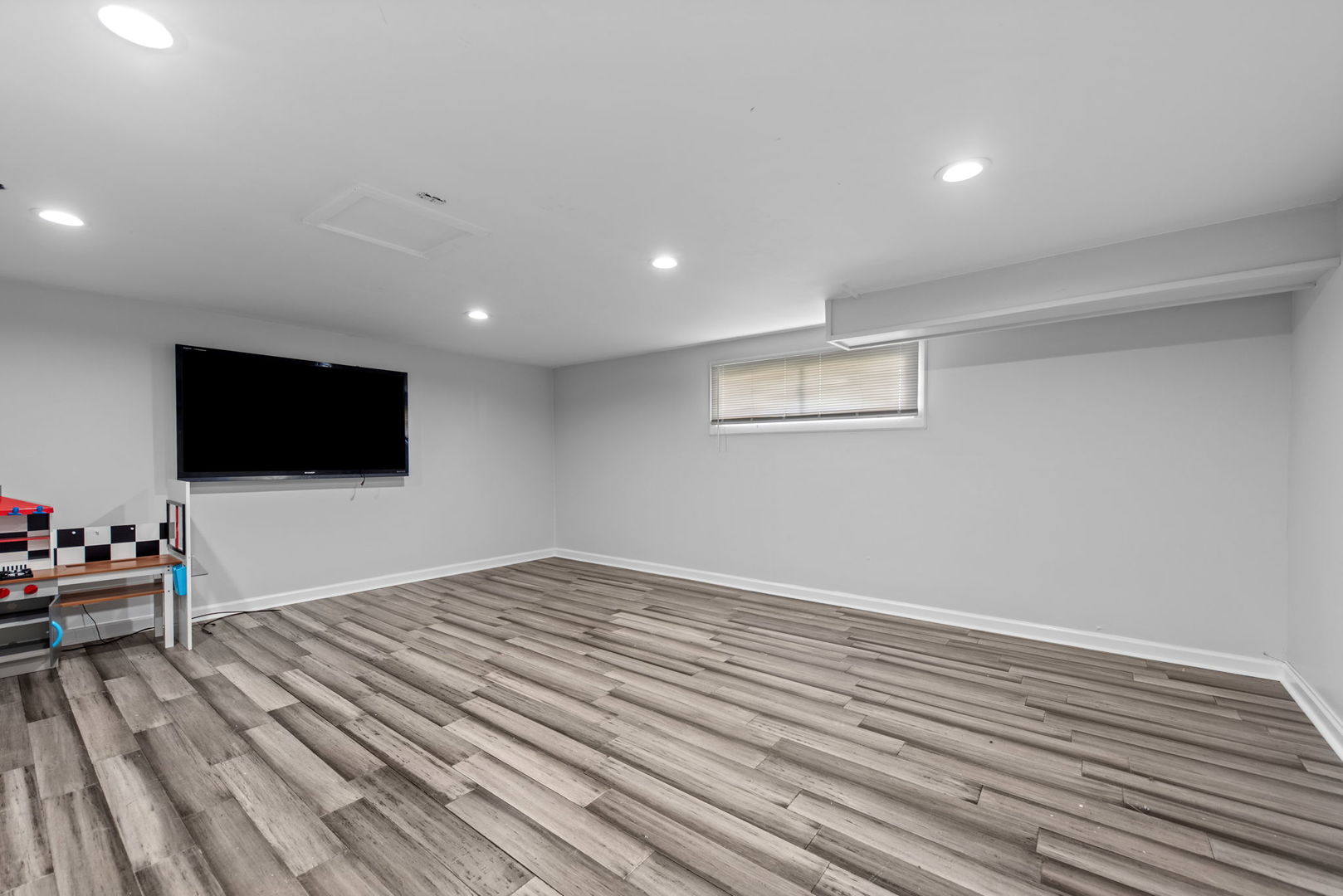1115 191st Street Property Photo 10