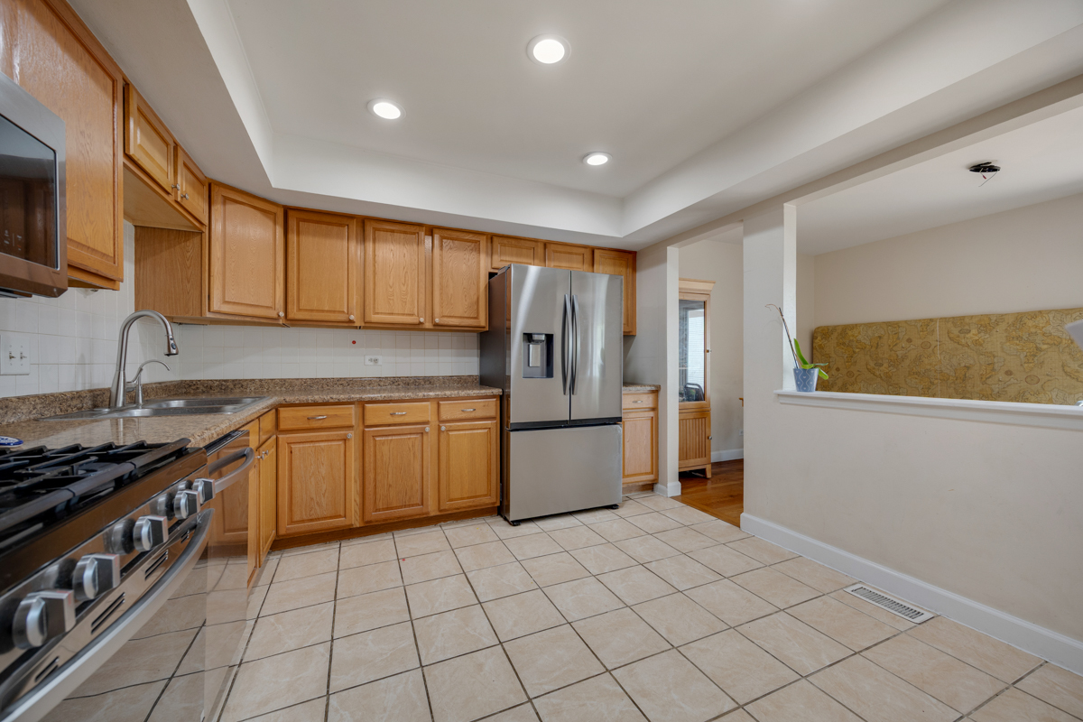 369 Cedar Tree Court Property Photo 7