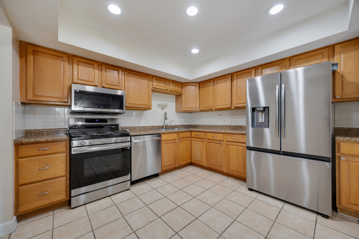 369 Cedar Tree Court Property Photo 8