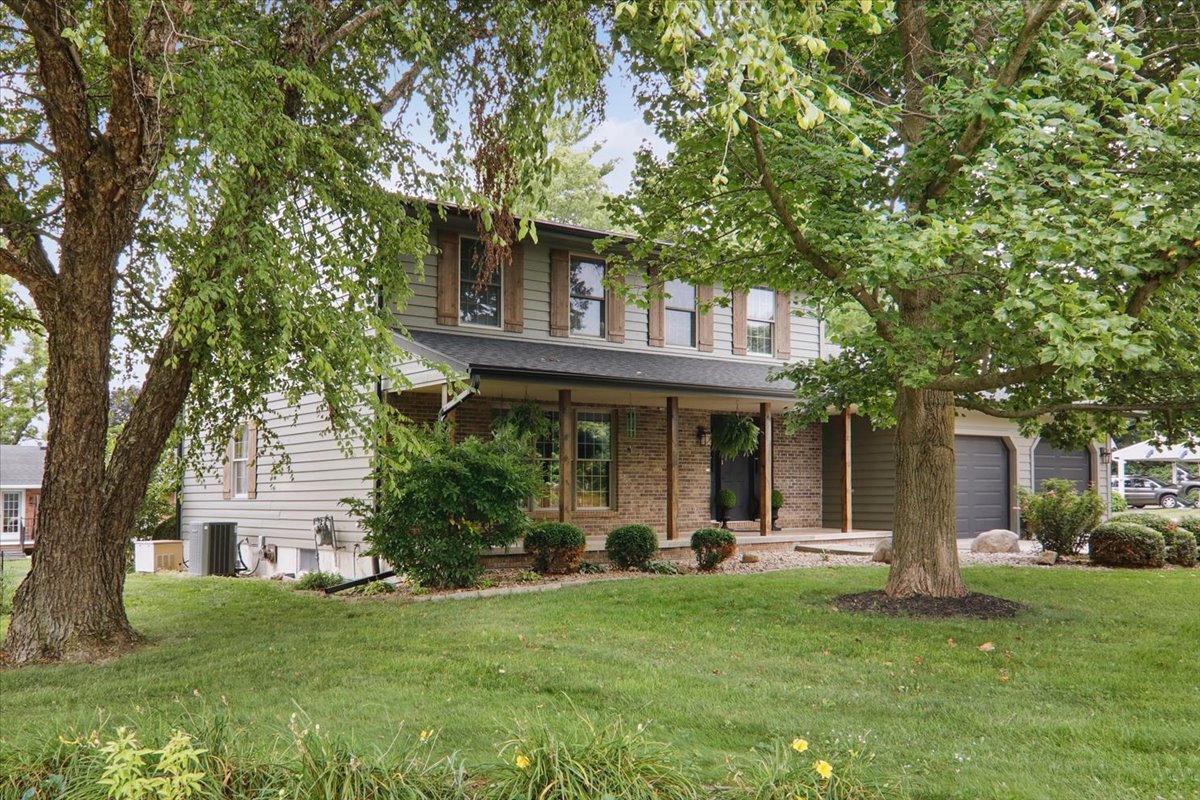 302 Ceilo View Street Property Photo 2
