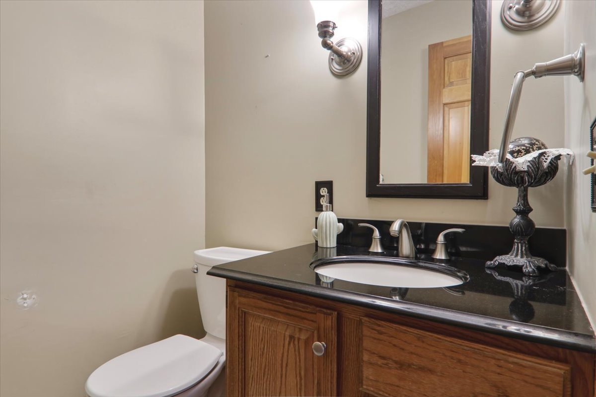 302 Ceilo View Street Property Photo 17