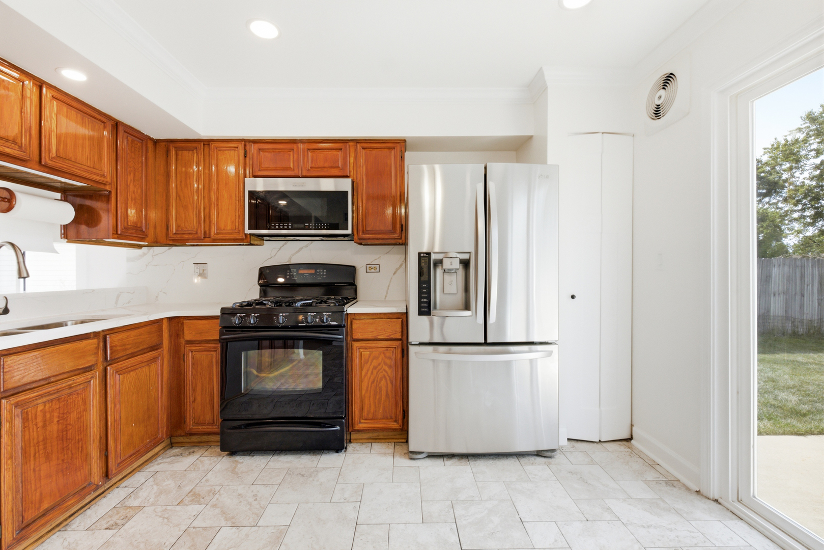 1320 Burns Drive Property Photo 11