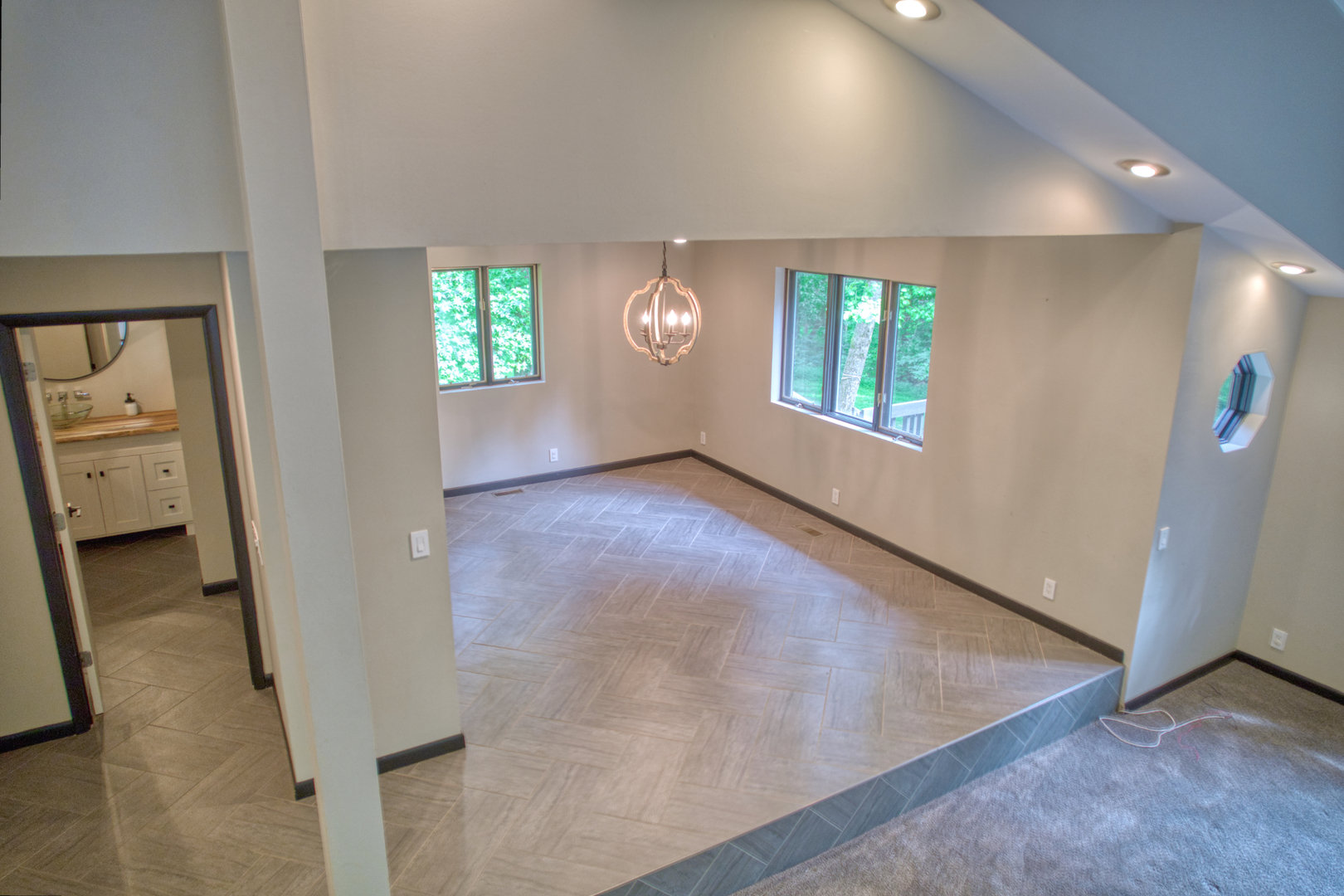 2 Trillium Lane Property Photo 8