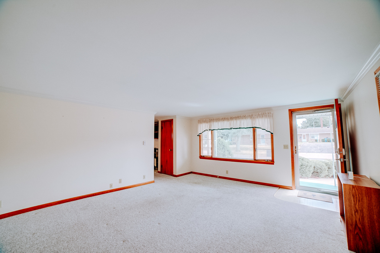 304 E Cherry Street 1 Property Photo 8
