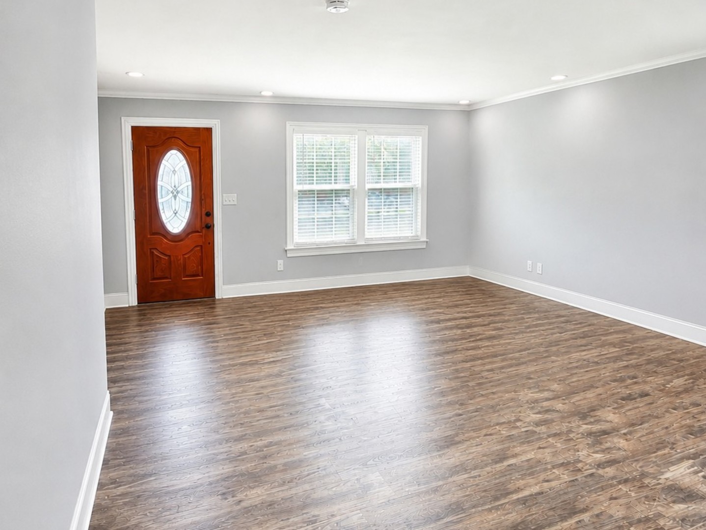 7129 Foxview Drive Property Photo 4