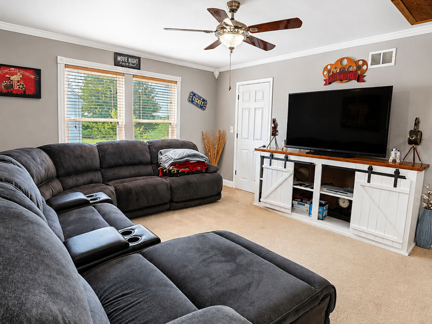 7129 Foxview Drive Property Photo 17