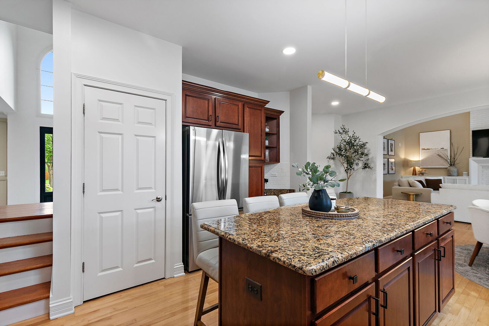 651 Clover Drive Property Photo 12