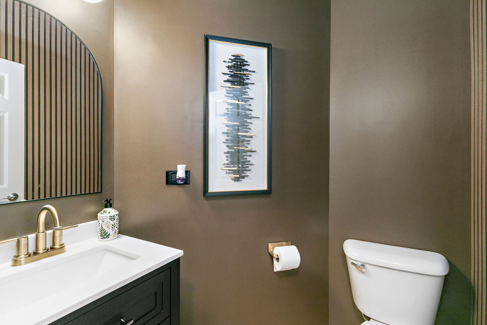 651 Clover Drive Property Photo 18