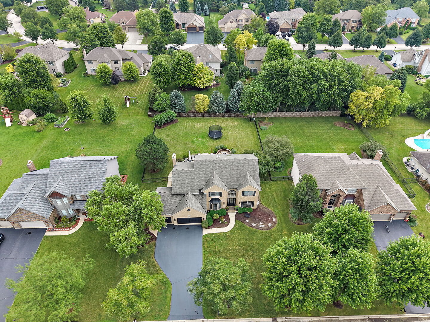 651 Clover Drive Property Photo 41