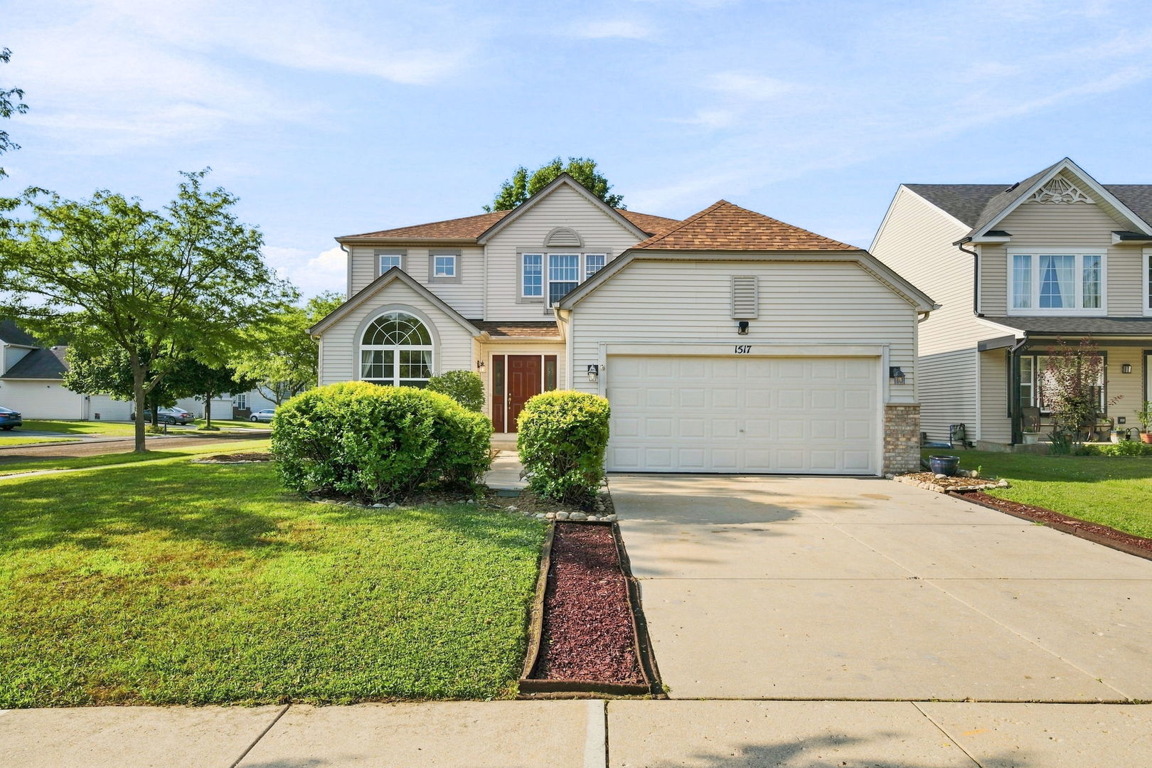 1517 Baytree Drive Property Photo 2