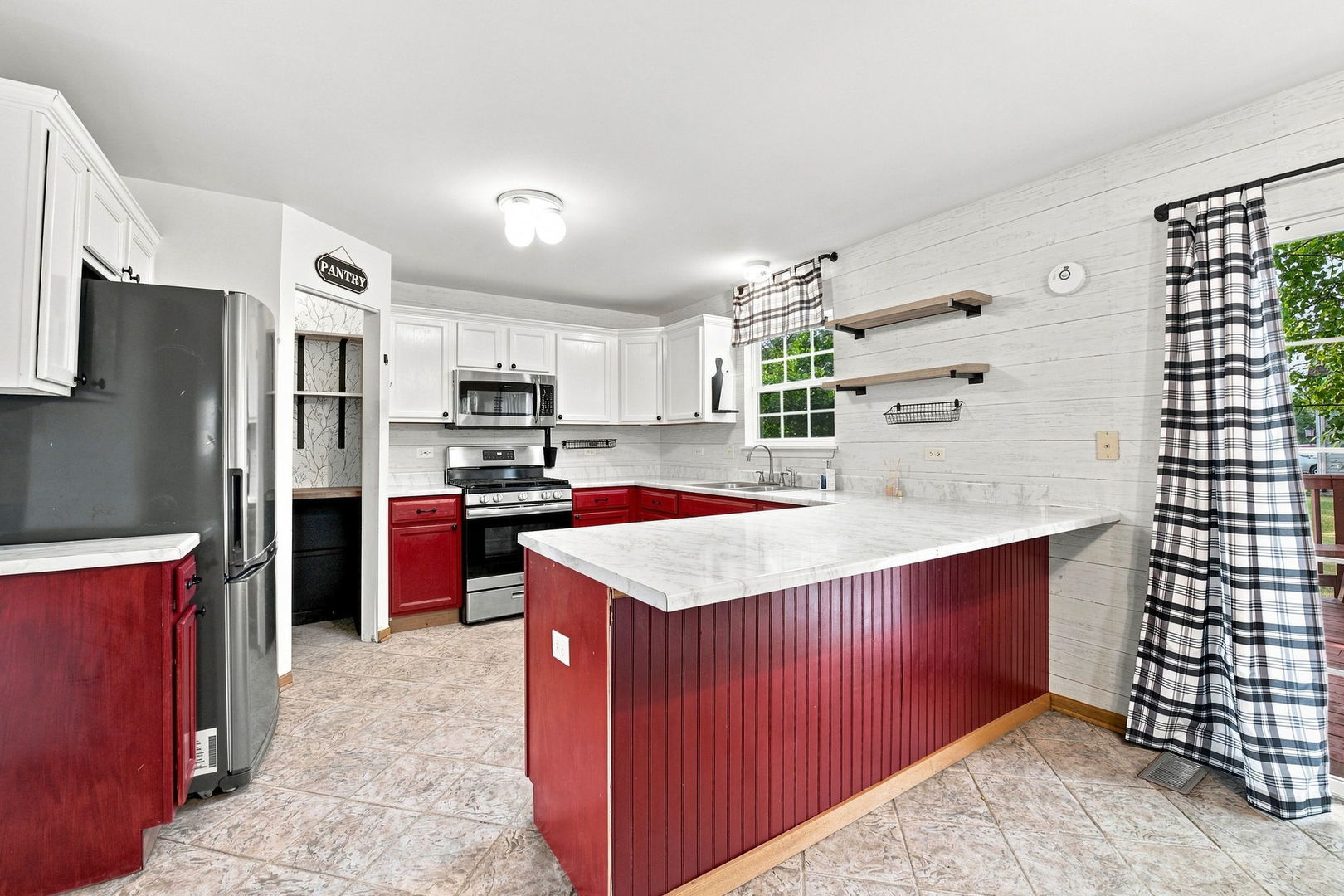 1517 Baytree Drive Property Photo 10