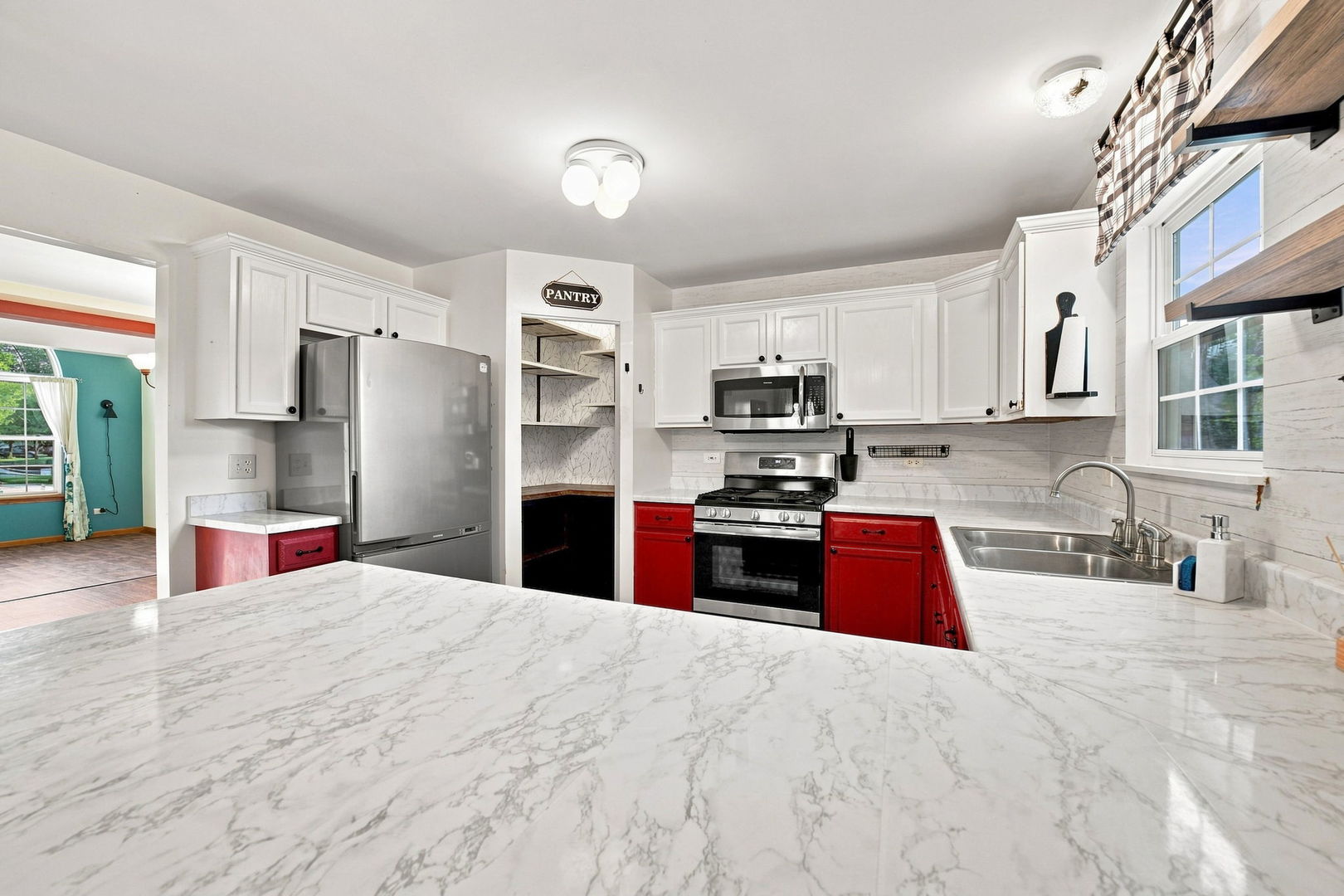 1517 Baytree Drive Property Photo 11