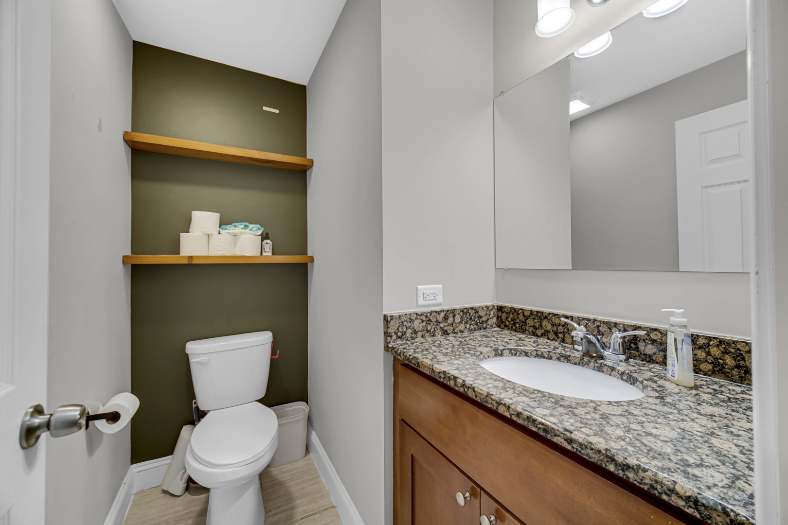 17742 Larkspur Lane Property Photo 9