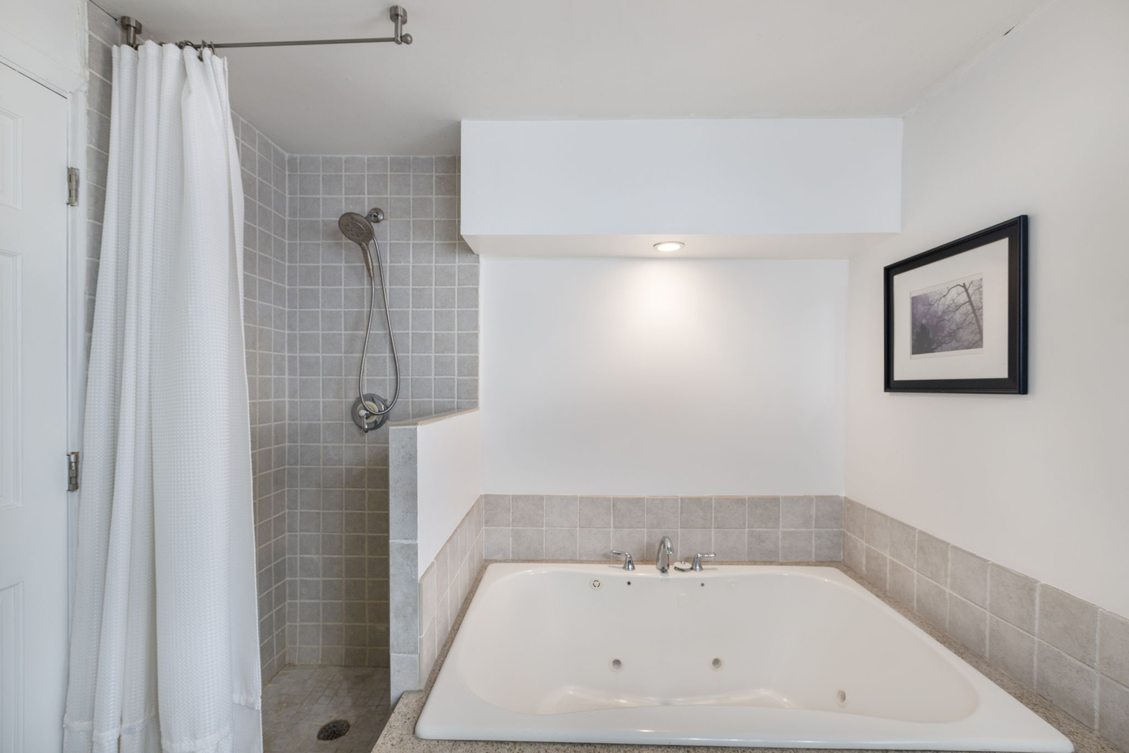 5403 Eisenhower Drive Property Photo 18