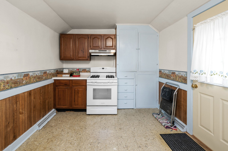 819 N Elm Street Property Photo 17