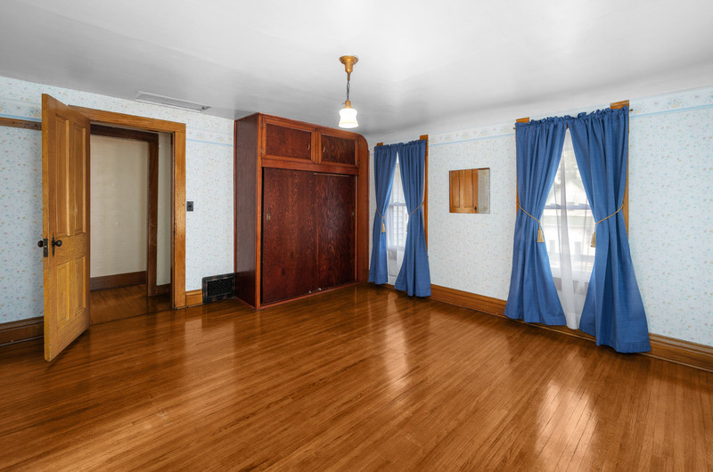 819 N Elm Street Property Photo 40