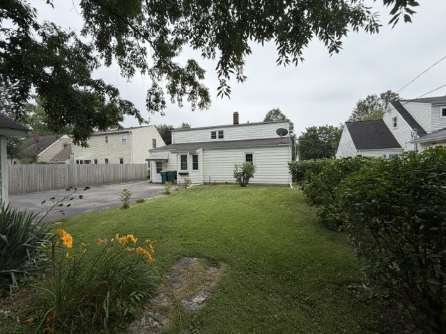 1209 Richmond Street Property Photo 32