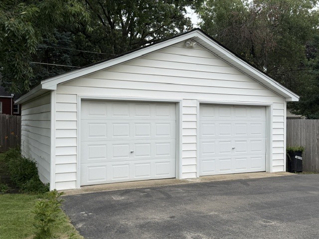 1209 Richmond Street Property Photo 33