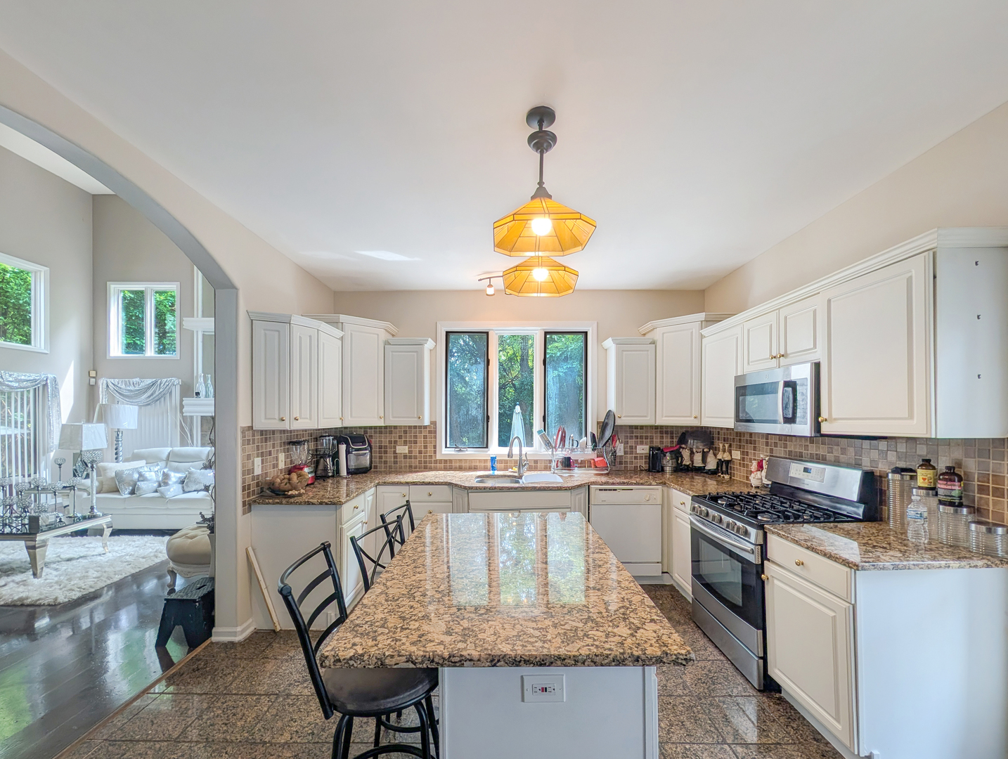3811 River Road Property Photo 3