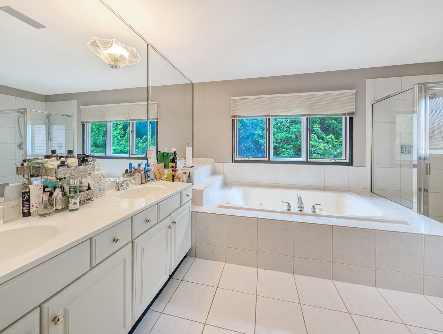 3811 River Road Property Photo 9