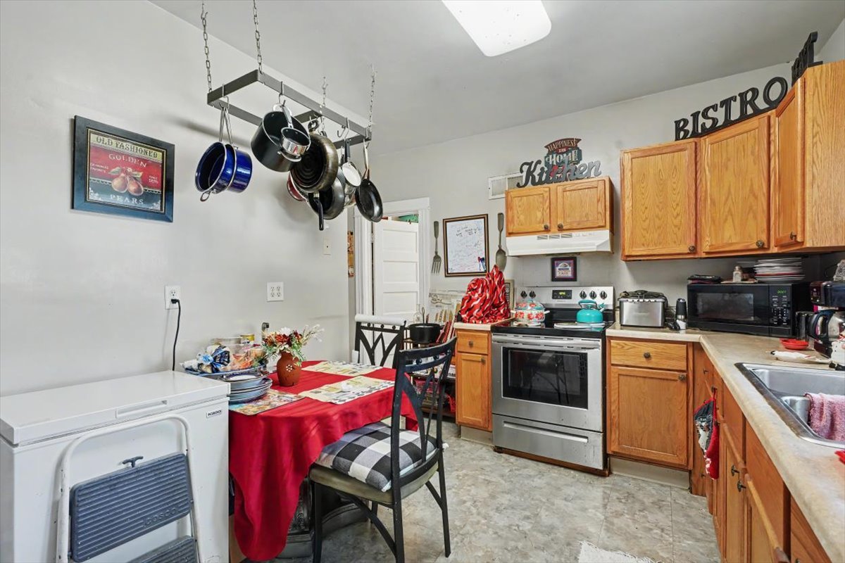1207 S Main Street Property Photo 26