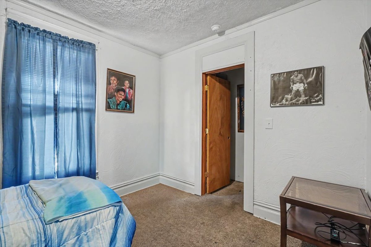 1207 S Main Street Property Photo 28