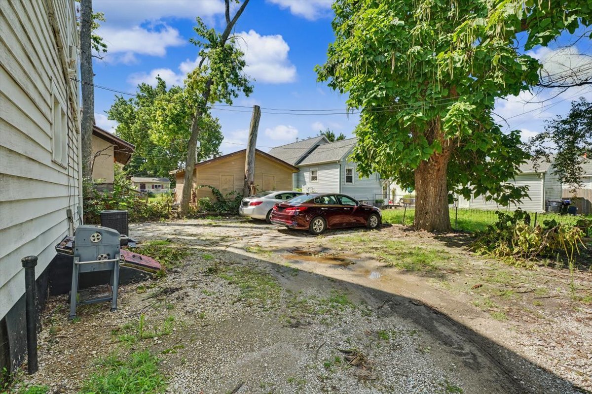 1207 S Main Street Property Photo 34