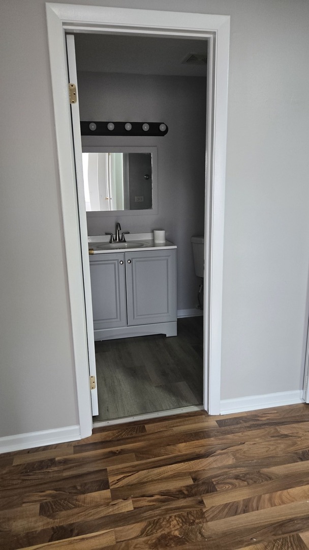 1688 Queensbury Circle Property Photo 16