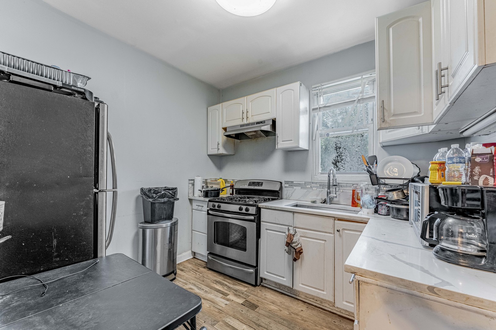 7553 S Saint Lawrence Avenue Property Photo 9
