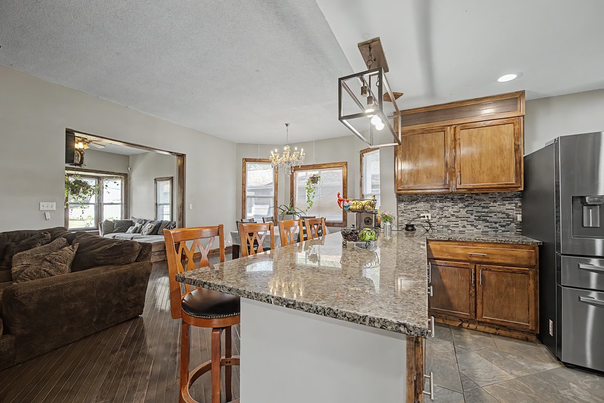 111 7th Street Property Photo 18