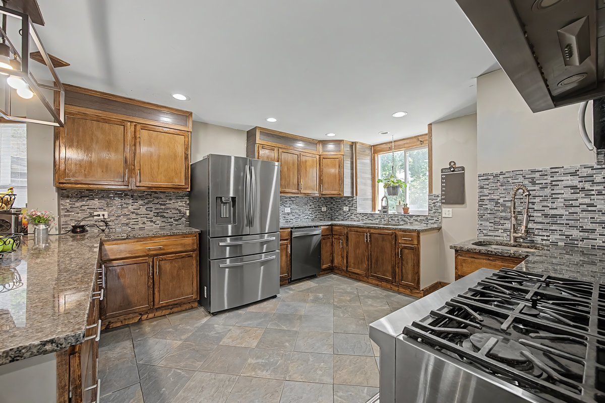 111 7th Street Property Photo 19