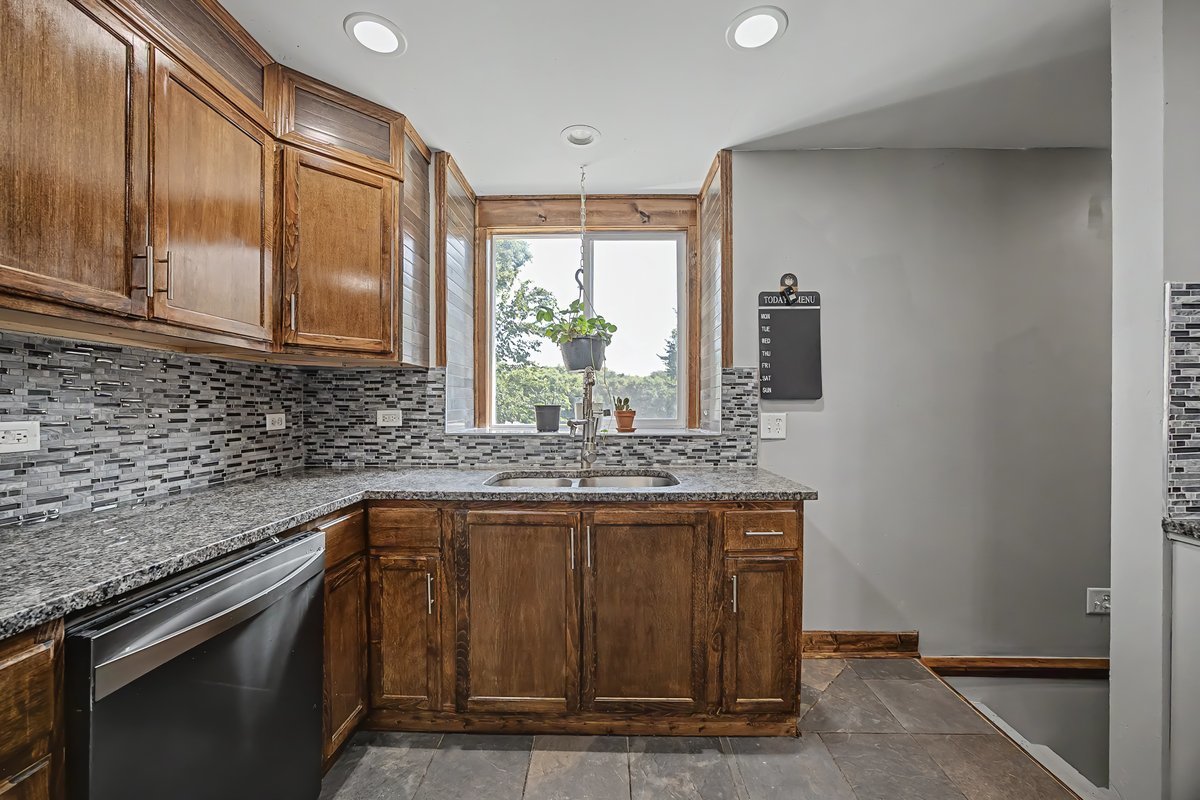 111 7th Street Property Photo 20