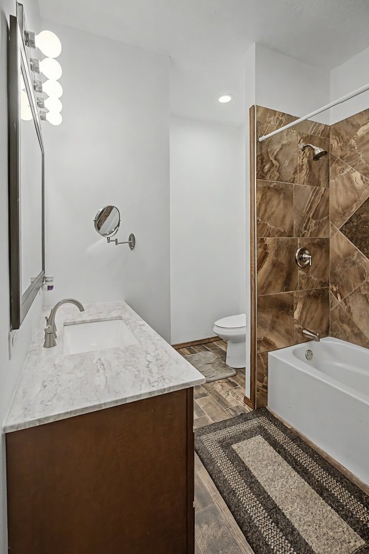 111 7th Street Property Photo 50