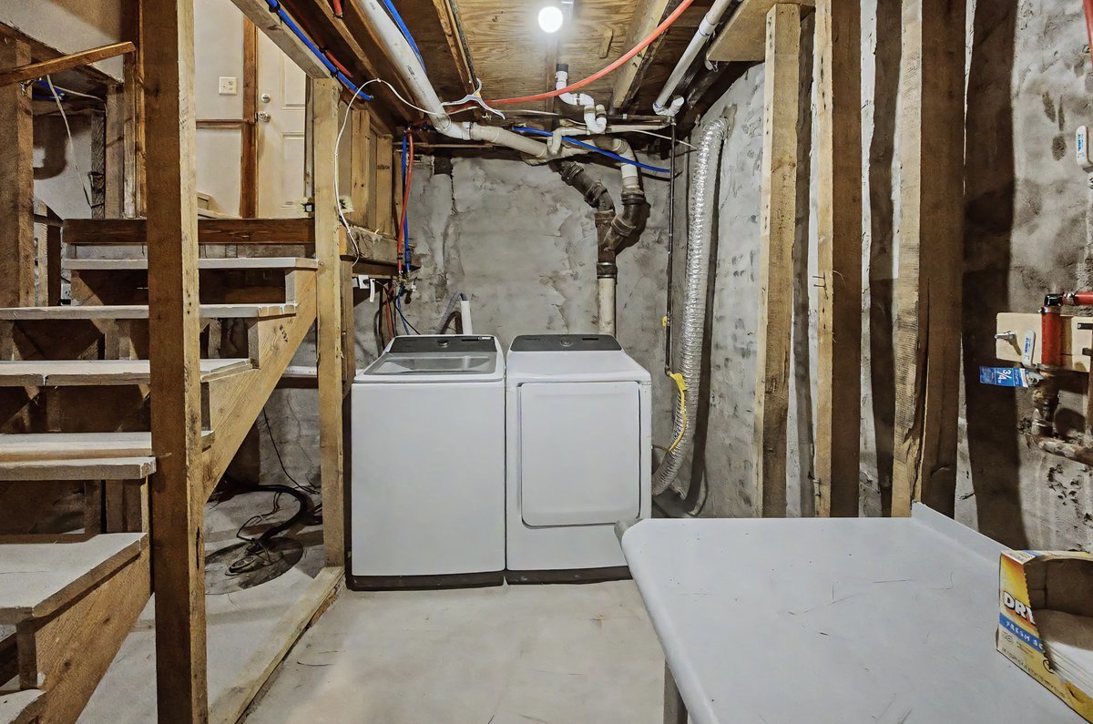 111 7th Street Property Photo 60