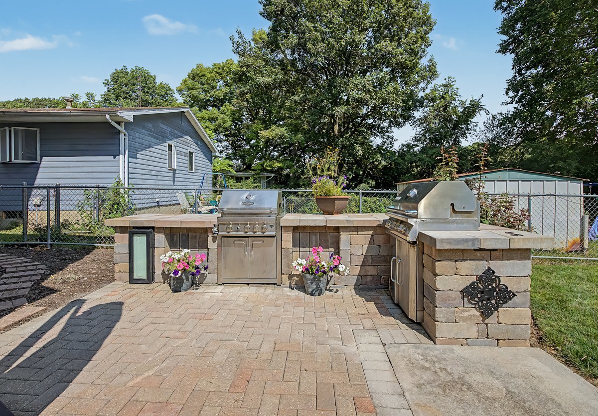 111 7th Street Property Photo 64