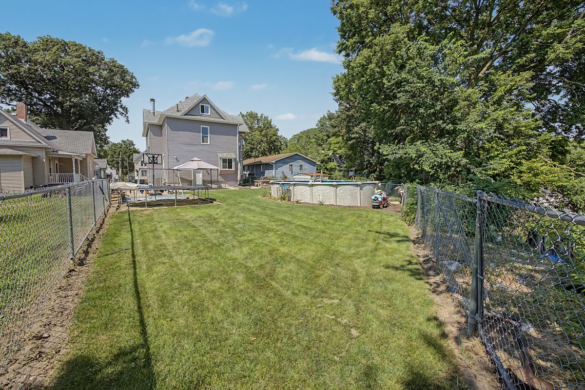 111 7th Street Property Photo 66