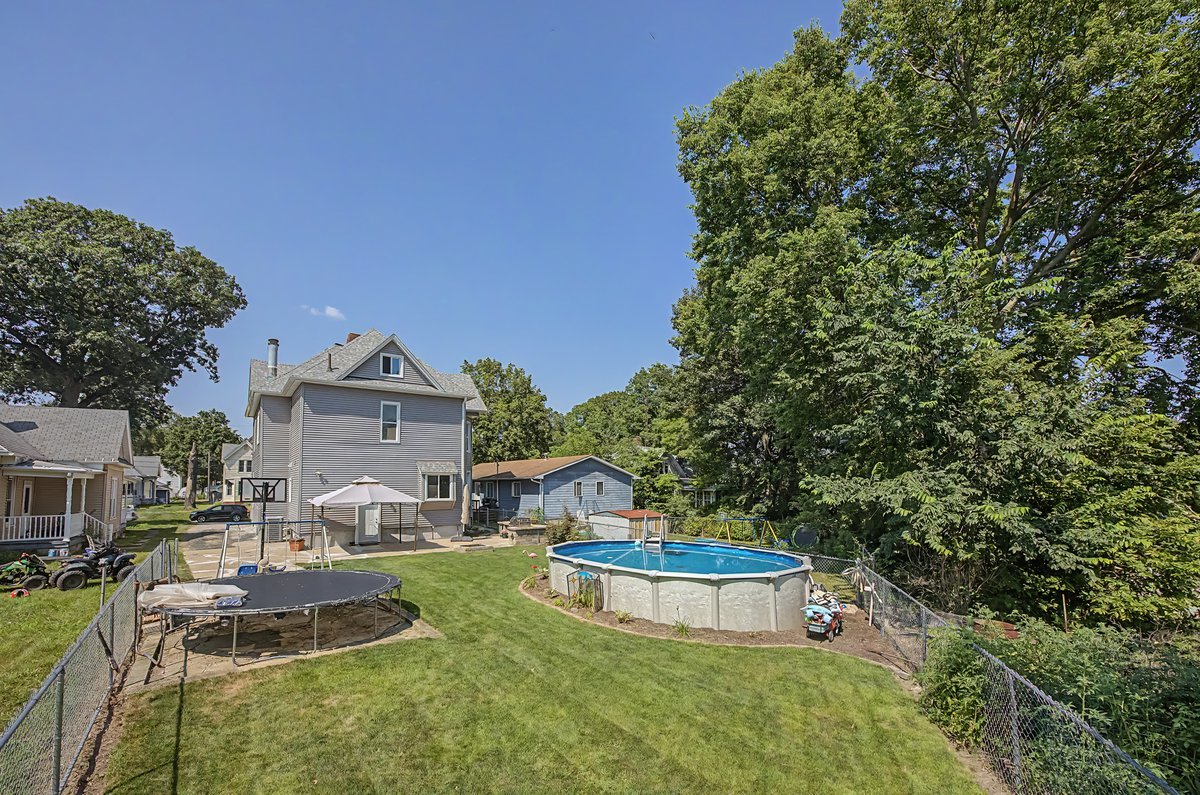 111 7th Street Property Photo 67
