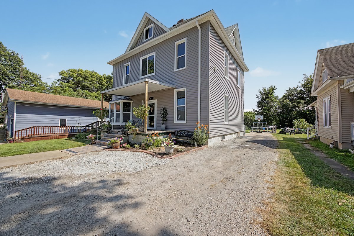 111 7th Street Property Photo 69